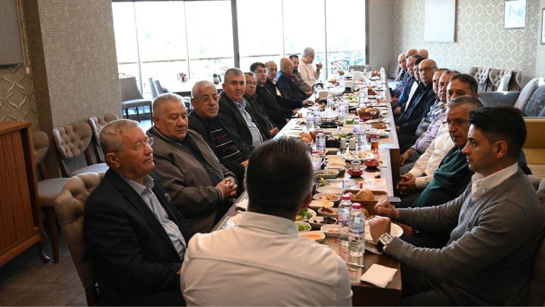 Kemer’de Şoförlere Destek: 2026 Turizm Sezonu İçin Hazırlıklar Görüşüldü 7